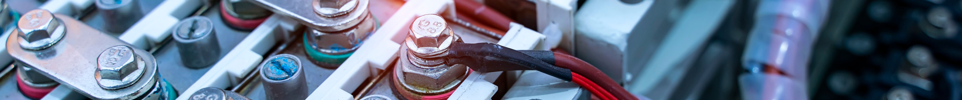 山梨県甲府市、甲斐市、笛吹市、山梨市周辺のバッテリー交換専門店のリビルドバッテリー交換・新品バッテリー交換についてご紹介します。